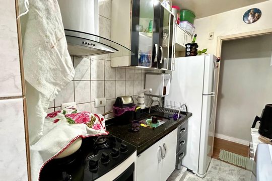 Apartamento à venda com 2 quartos, 49m² em Jardim Maria Dirce, Guarulhos