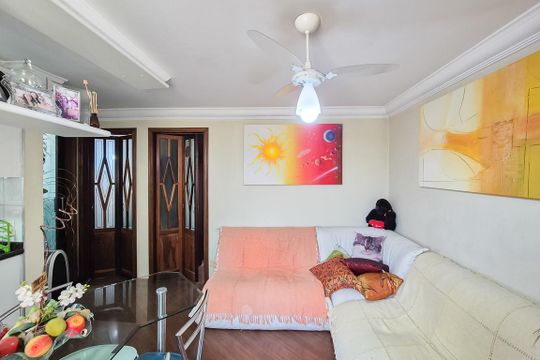 Sala de apartamento à venda com 2 quartos, 52m² em Baeta Neves, São Bernardo do Campo