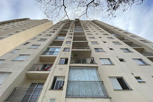Fachada do bloco de apartamento para alugar com 2 quartos, 49m² em Presidente Altino, Osasco
