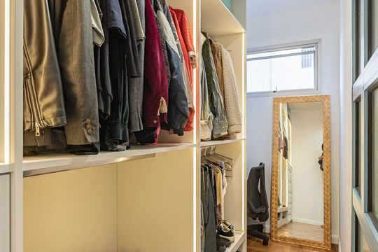 Closet de apartamento para alugar com 1 quarto, 74m² em Vila Gumercindo, São Paulo