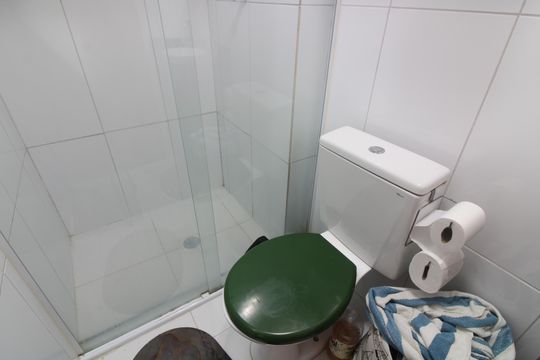 banheiro de apartamento à venda com 1 quarto, 25m² em Vila Santana, São Paulo