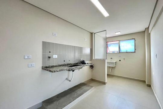 Cozinha de apartamento à venda com 3 quartos, 70m² em Vila Alexandria, São Paulo