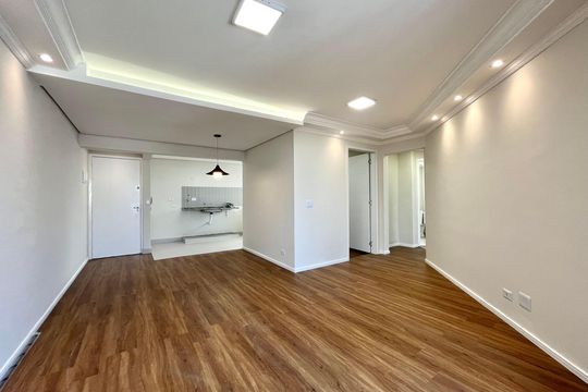 Apartamento à venda com 3 quartos, 70m² em Vila Alexandria, São Paulo