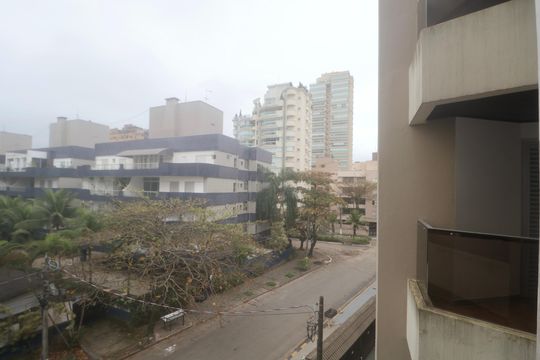 Vista de apartamento para alugar com 3 quartos, 80m² em Balneario Cidade Atlantica, Guarujá