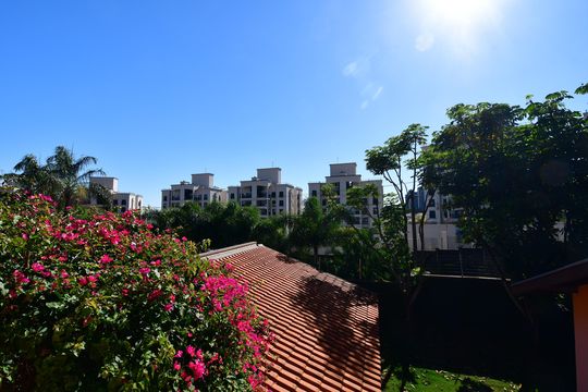 Quarto 3 - Vista de casa de condomínio à venda com 5 quartos, 292m² em Bairro das Palmeiras, Campinas