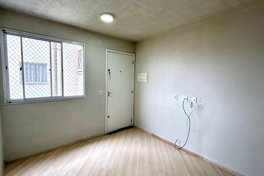 Sala de apartamento para alugar com 2 quartos, 38m² em Jardim Albertina, Guarulhos