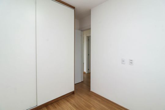Apartamento para alugar com 2 quartos, 43m² em Jardim Monte Alegre, Taboão da Serra