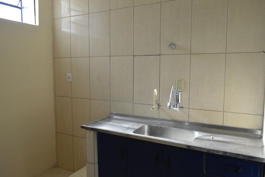 Cozinha de casa para alugar com 1 quarto, 45m² em Campos Elísios, Ribeirão Preto