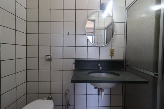 Banheiro da Suíte de apartamento para alugar com 1 quarto, 45m² em Jardim Monte Alegre, Ribeirão Preto