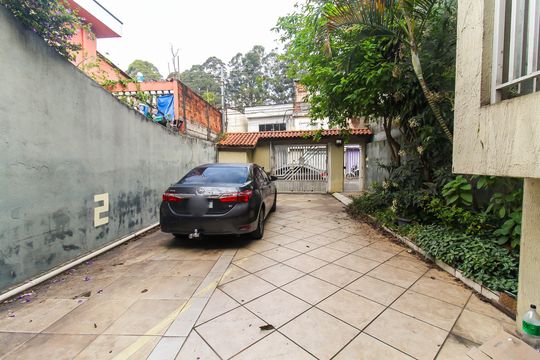 Quintal de casa para alugar com 2 quartos, 75m² em Itaquera, São Paulo