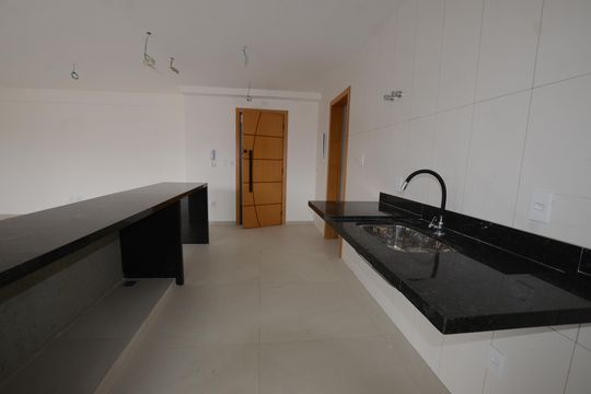 Cozinha de apartamento à venda com 3 quartos, 143m² em Vila Valqueire, Rio de Janeiro