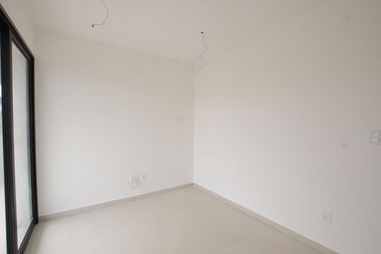 Quarto 2 de apartamento à venda com 3 quartos, 143m² em Vila Valqueire, Rio de Janeiro