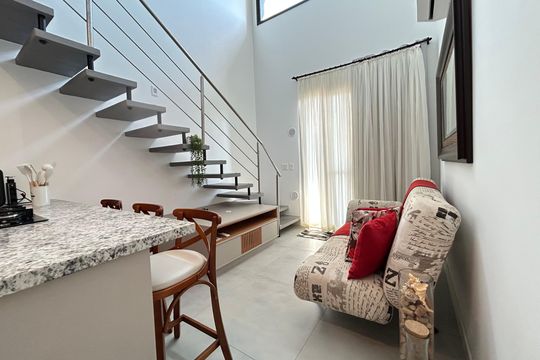 Sala de apartamento para alugar com 1 quarto, 50m² em Lagoa Pequena, Florianópolis