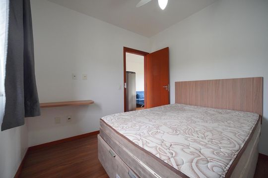 Quarto de apartamento para alugar com 1 quarto, 30m² em Alto Aririu, Palhoça