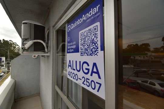 Placa de kitnet/studio para alugar com 1 quarto, 40m² em Ahú, Curitiba