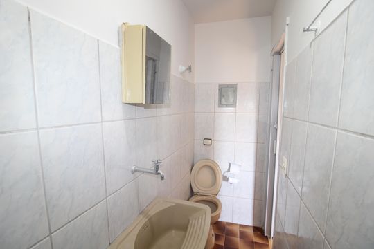 Banheiro de casa para alugar com 1 quarto, 20m² em Vila Basileia, São Paulo