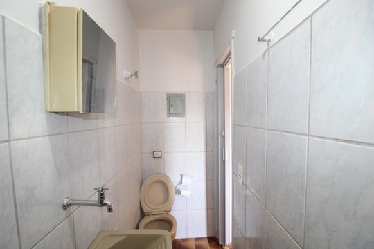 Banheiro de casa para alugar com 1 quarto, 20m² em Vila Basileia, São Paulo