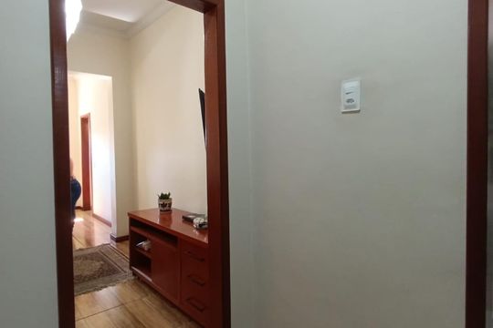 Corredor de casa para alugar com 2 quartos, 150m² em Centro, Nova Iguaçu