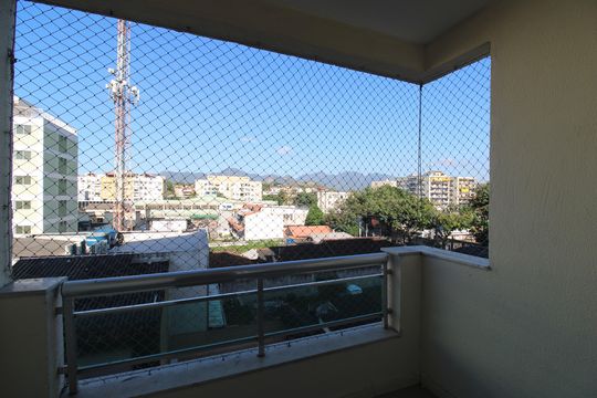 Sala - Varanda de apartamento para alugar com 3 quartos, 73m² em Taquara, Rio de Janeiro