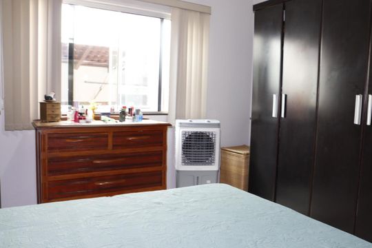 Casa à venda com 3 quartos, 250m² em Jardim Presidente, Goiânia