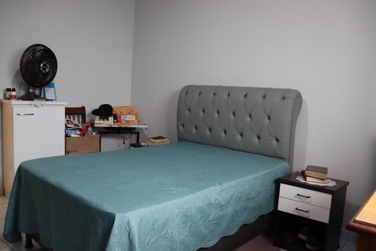 Casa à venda com 3 quartos, 250m² em Jardim Presidente, Goiânia