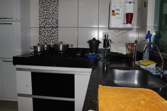 Casa à venda com 3 quartos, 250m² em Jardim Presidente, Goiânia