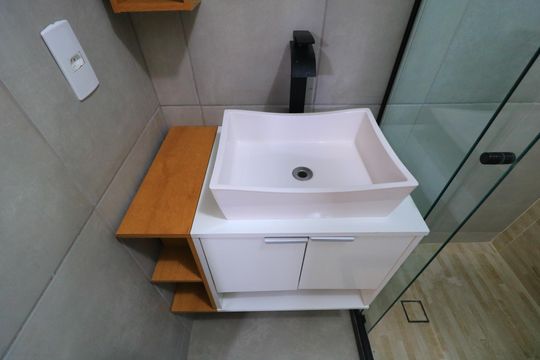 Banheiro de apartamento para alugar com 2 quartos, 38m² em Cachambi, Rio de Janeiro