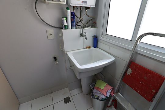Área de Serviço de apartamento para alugar com 3 quartos, 67m² em Morro Santana, Porto Alegre