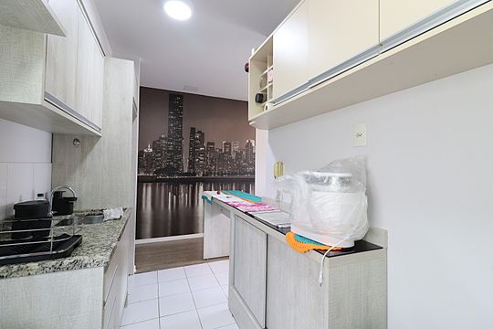 Cozinha - Armários de apartamento para alugar com 3 quartos, 67m² em Morro Santana, Porto Alegre