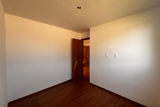 Quarto de apartamento para alugar com 2 quartos, 39m² em Chácara Estela, Barueri