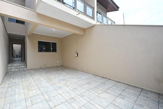 Garagem de casa à venda com 3 quartos, 180m² em Jardim Monte Kemel, São Paulo