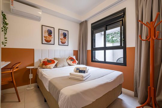 Quarto de apartamento à venda com 1 quarto, 42m² em Pinheiros, São Paulo
