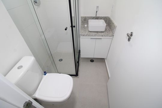 Banheiro de apartamento para alugar com 1 quarto, 27m² em Vila Dom Pedro Ii, São Paulo