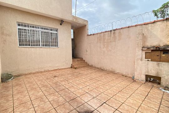 Garagem de casa à venda com 2 quartos, 125m² em Cidade Patriarca, São Paulo