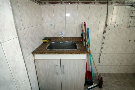 Cozinha e Área de Serviço de apartamento à venda com 3 quartos, 72m² em Vista Alegre, Rio de Janeiro