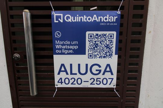 placa de casa para alugar com 2 quartos, 75m² em Vila Robertina, São Paulo