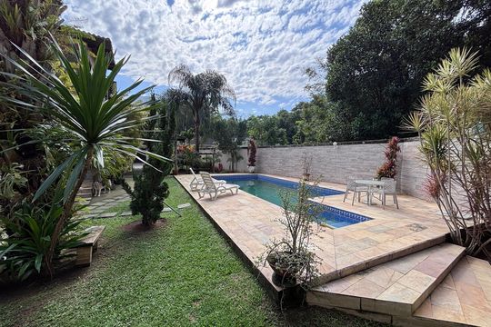 Área externa de casa de condomínio para alugar com 4 quartos, 618m² em Vargem Grande, Rio de Janeiro