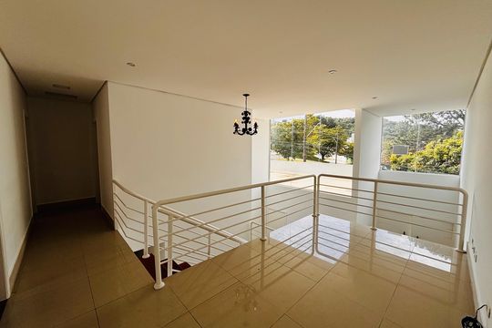 Casa de Condomínio à venda com 4 quartos, 520m² em Residencial Morada dos Lagos, Barueri