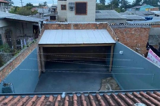 Vista de casa à venda com 2 quartos, 125m² em Hípica, Porto Alegre