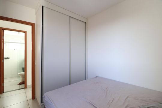 Quarto 1 - Suíte de apartamento para alugar com 2 quartos, 55m² em Laranjeiras, Uberlândia