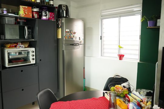 Sala e cozinha de apartamento para alugar com 2 quartos, 44m² em Vila Aricanduva, São Paulo