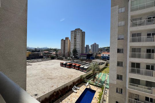Vista de apartamento para alugar com 2 quartos, 45m² em Quitaúna, Osasco