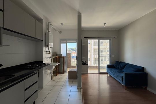 Apartamento para alugar com 2 quartos, 45m² em Quitaúna, Osasco