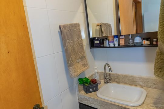 Banheiro de apartamento para alugar com 2 quartos, 35m² em Vila California, São Paulo