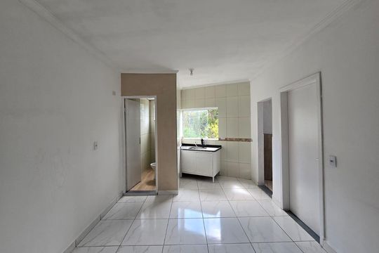 Kitnet/Studio para alugar com 1 quarto, 35m² em Jardim Cristin Alice, Guarulhos
