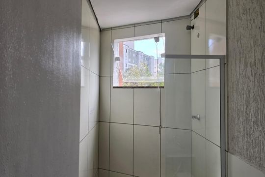 KitStudio Banheiro Social de kitnet/studio para alugar com 1 quarto, 35m² em Jardim Cristin Alice, Guarulhos
