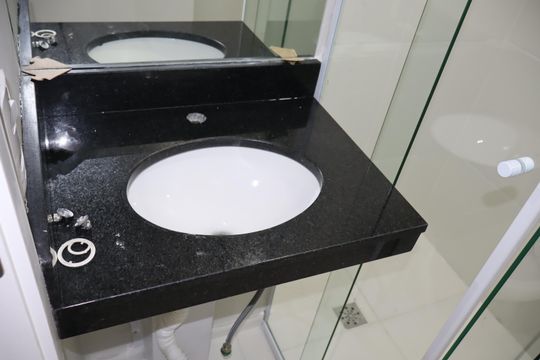 Banheiro de apartamento para alugar com 2 quartos, 50m² em Vila Ema, São Paulo
