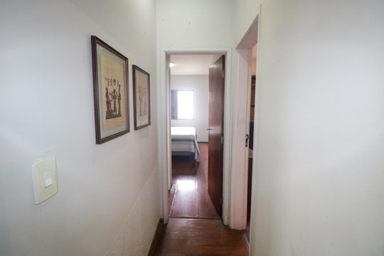 Corredor de apartamento para alugar com 2 quartos, 82m² em Vila América, Santo André