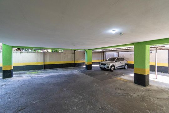 Área comum - Garagem de apartamento para alugar com 3 quartos, 74m² em Irajá, Rio de Janeiro