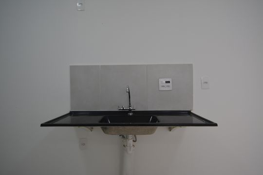 COZINHA de kitnet/studio para alugar com 2 quartos, 35m² em Jaguaré, São Paulo